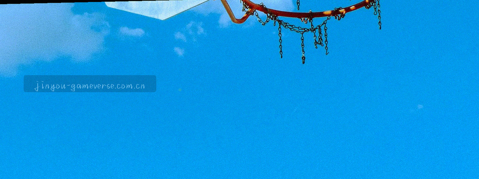 横向光轨与周刻度构成的开服时间轴，青玉绿节点标记新区开放时刻